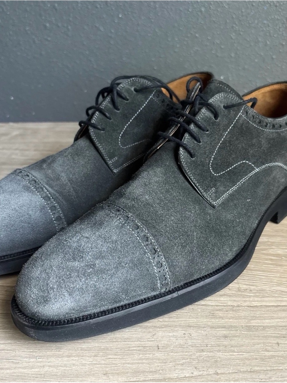 Magnanni Wingtip Oxford Dress Shoes Mens 11M Gray Suede Casual Brogue